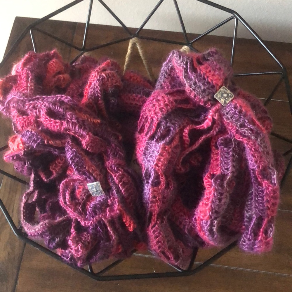 Beautiful Handmade Scarves 🧣